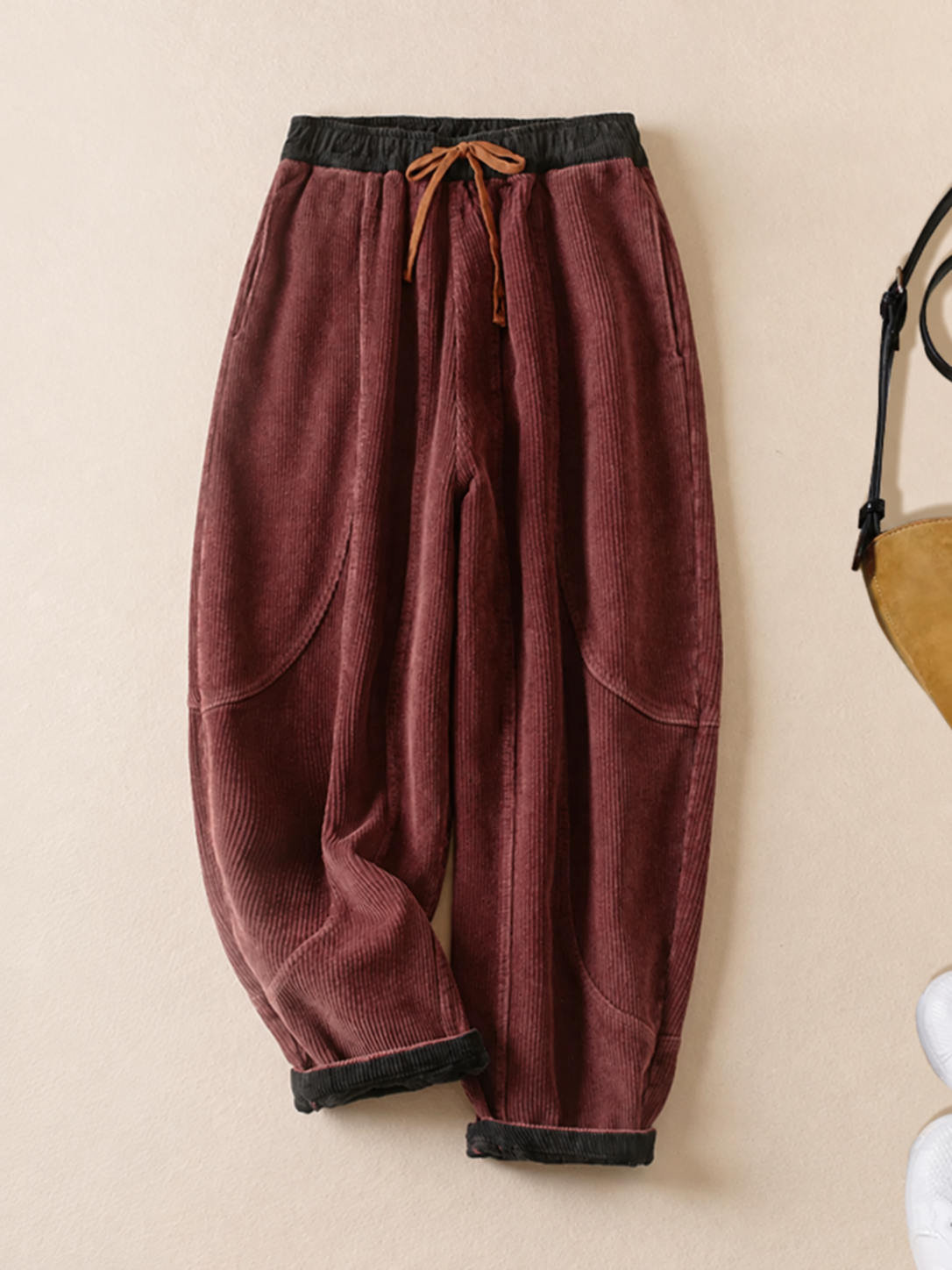Retro Corduroy Balloon-Leg Pants Fleece-Lined Drawstring Waist
