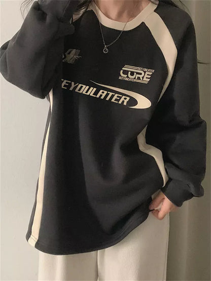 Lässiges Fleece-Sweatshirt mit Rundhalsausschnitt und Farbblock-Print