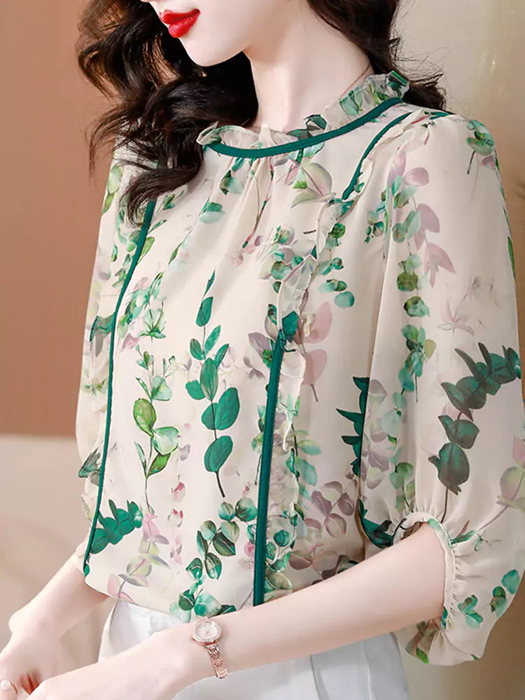 Chic Summer Chiffon Blouse with Floral Print and Three-Quarter Sleeves