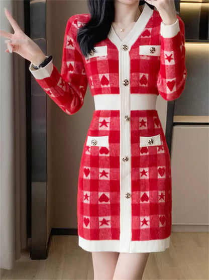 Hochwertiges, elegantes Strickkleid in Kontrastfarben