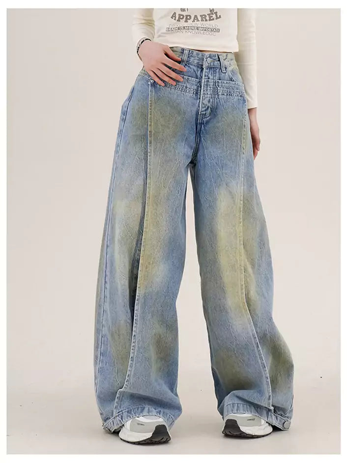 Ausgefranste Boyfriend-Jeans mit weitem Bein und Baggy-Style