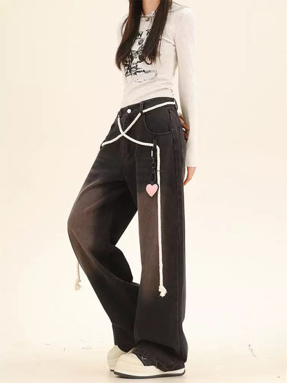 Boyfriend-Jeans im Used-Look mit Riemen