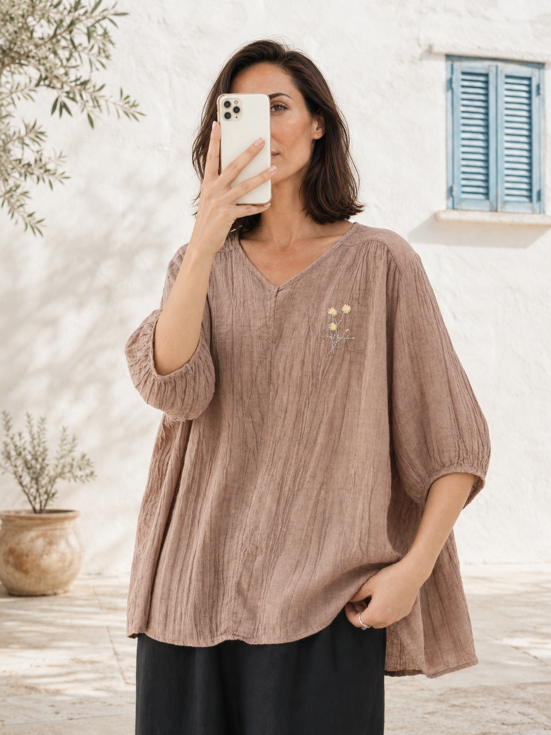 Linen-Look V-Neck Top with Floral Embroidery