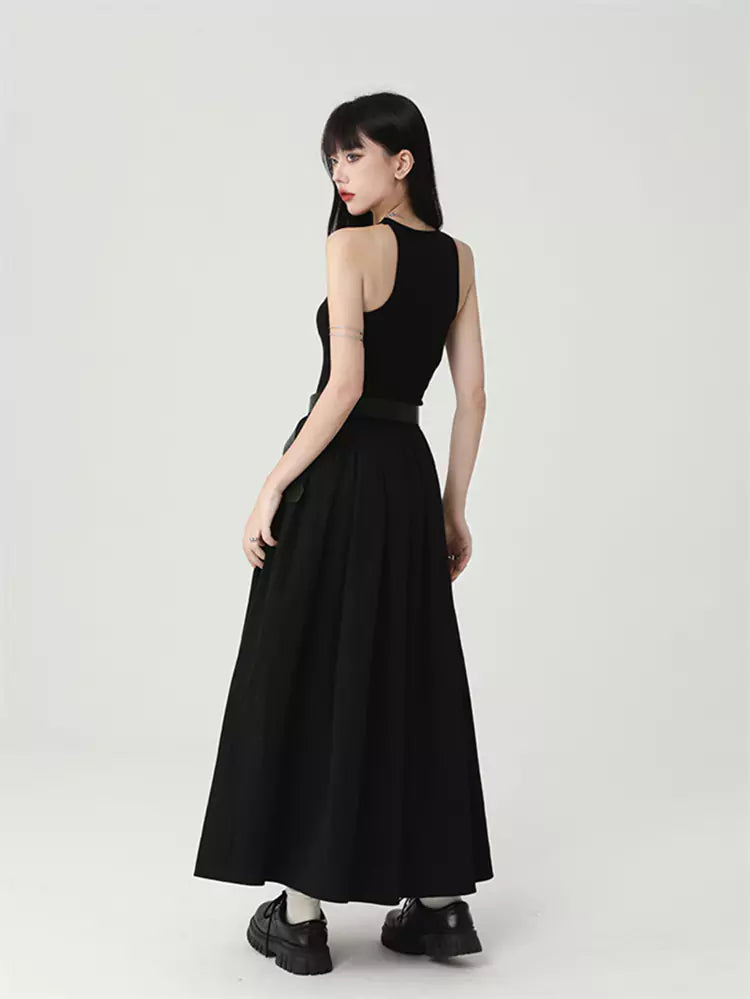 Ärmelloses Maxikleid in A-Linie mit gotischem Kreuzmuster in Schwarz