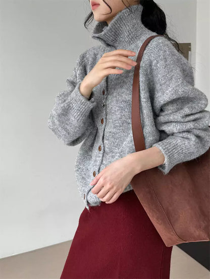 Cárdigan verde con cuello alto, acogedor y elegante