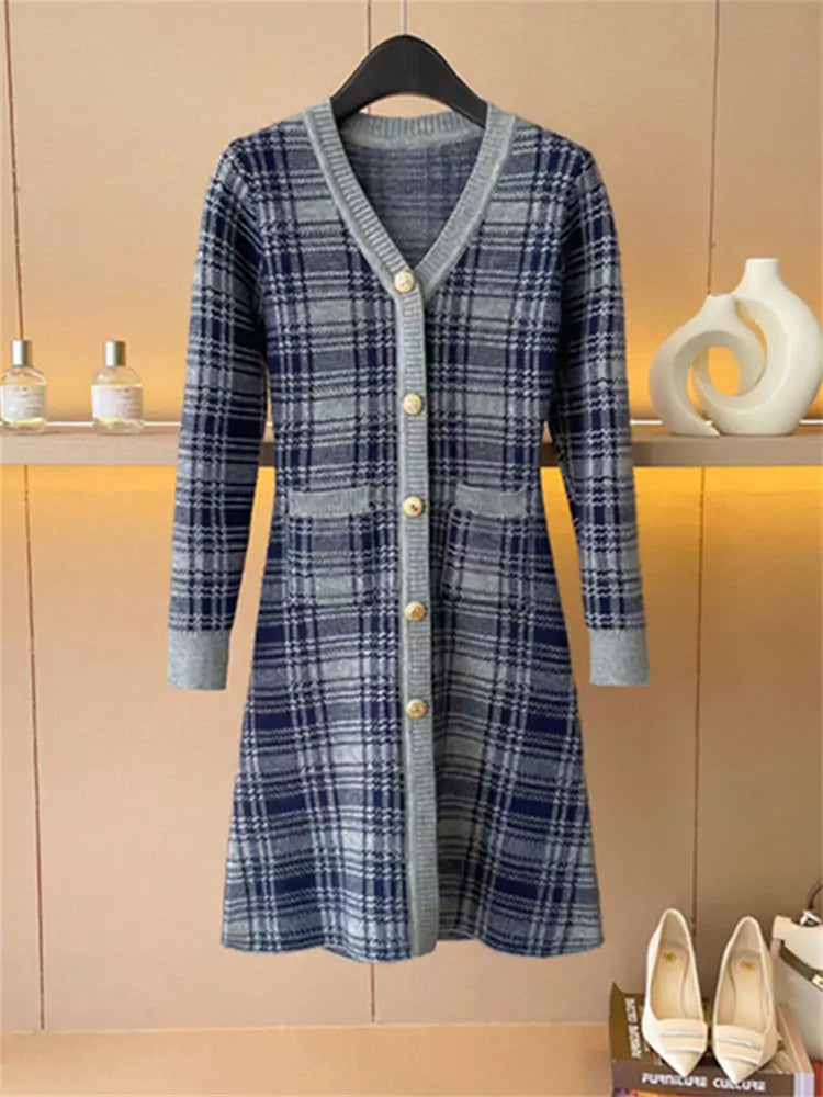 Women's Minimalist High-End Color Block V-neck Plaid Knit Dress