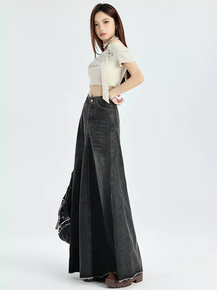 High-Waisted Slim-Fit Frayed Denim Skirt