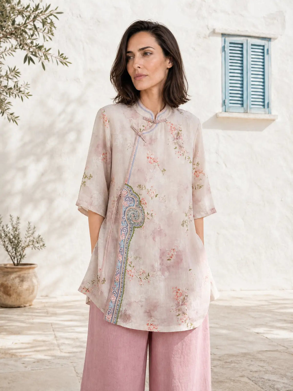 Linen-Look Floral Tunic with Chinese-Style Stand Collar - full body view