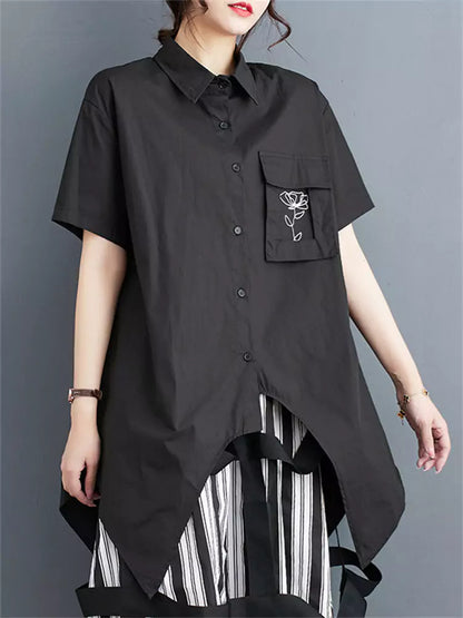 Lässiges, modisches Damen-Hemd mit asymmetrischer Tasche
