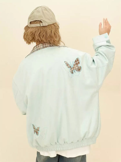 Locker geschnittene Wildlederjacke mit Karomuster und Schmetterlingsmotiv sowie Reverskragen