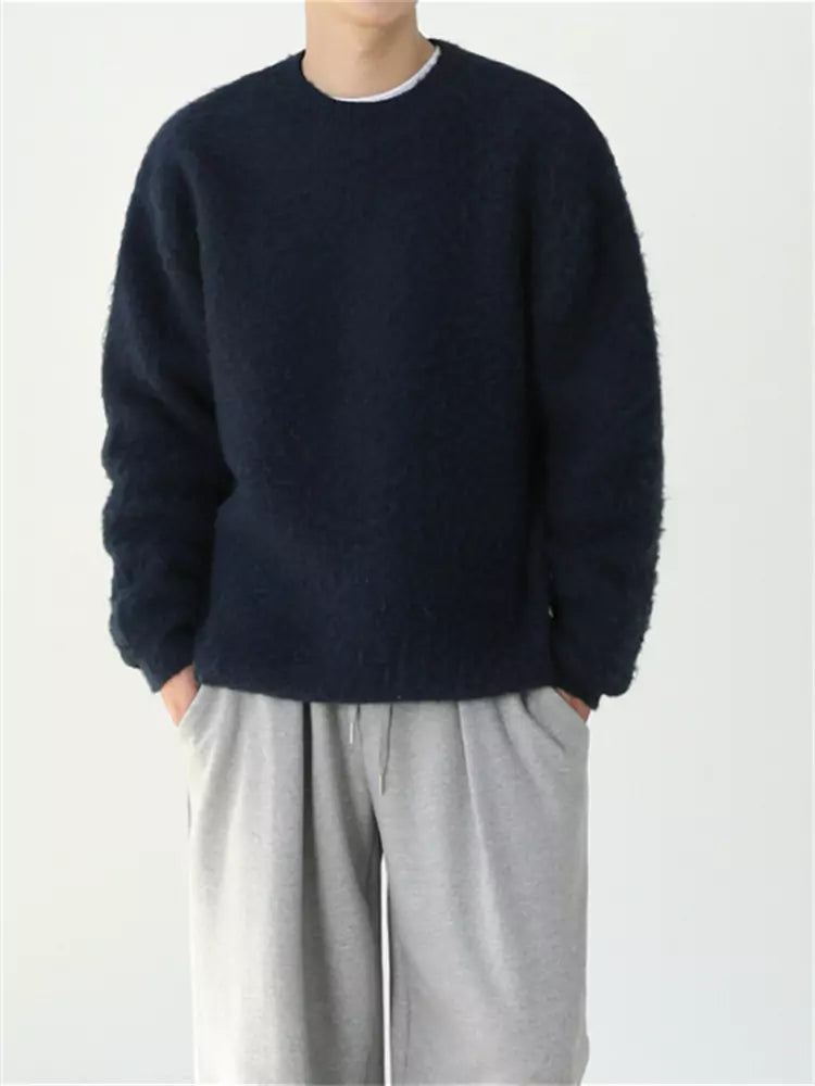 Locker geschnittener, weicher und kuscheliger Strickpullover mit Rundhalsausschnitt