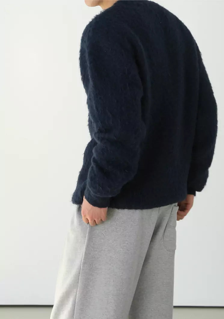 Locker geschnittener, weicher und kuscheliger Strickpullover mit Rundhalsausschnitt