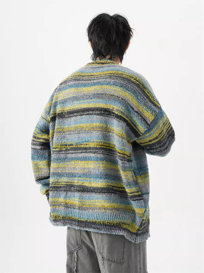 Lässige, trendige Strickjacke mit Ölfarben-Farbverlauf