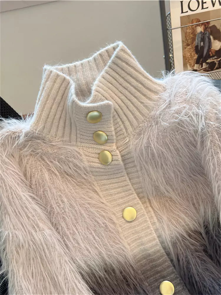 Cárdigan de punto con cuello alto y bloques de color elegantes con detalle de piel sintética de visón