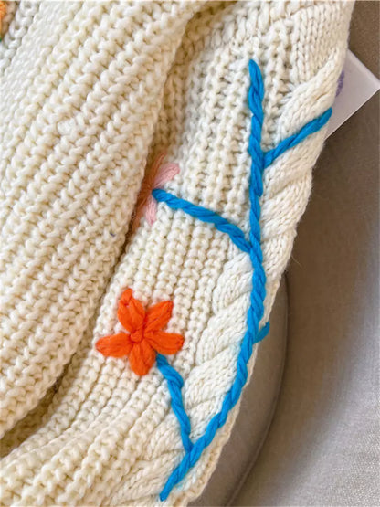 Suéter corto de punto con bordado de piña para mujer