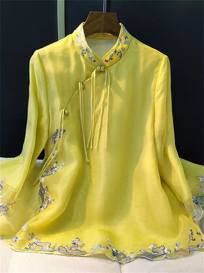 Trendige Retro-Bluse mit Stickerei, Froschknöpfen und chinesischen Details