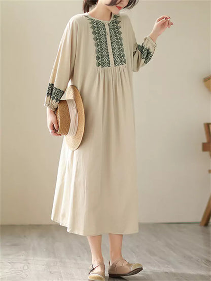 Beigefarbenes, besticktes Baumwoll-Leinen-Kleid in Übergröße mit Laternenärmeln
