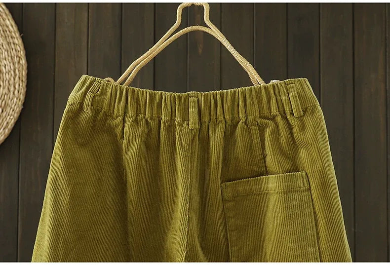 Retro Corduroy Pleated Tapered Pants with Contrast Cuffs