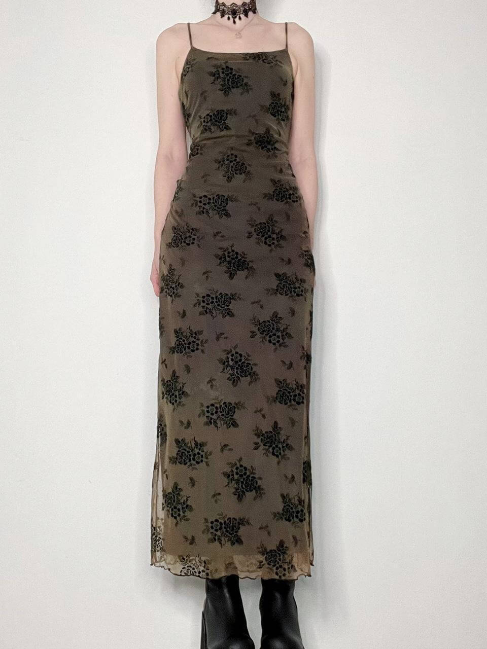 Retro-Maxikleid mit doppelter Lage und Blumenmuster