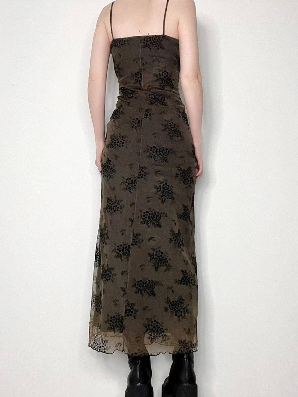 Retro-Maxikleid mit doppelter Lage und Blumenmuster