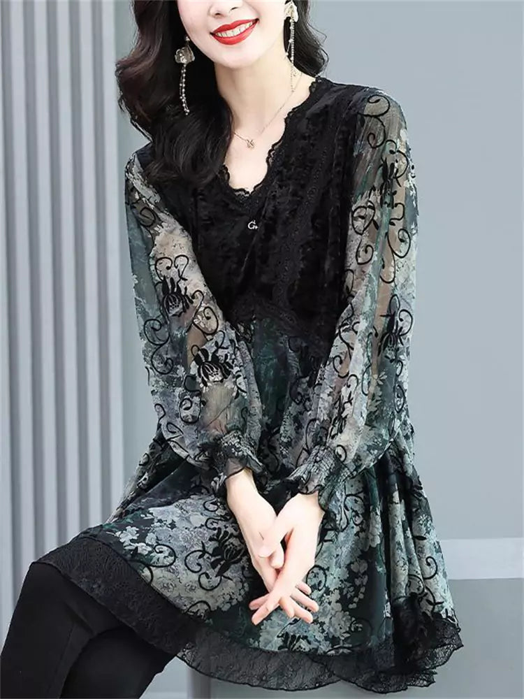 Women's Retro Floral Printed Chiffon Velvet Patchwork Blouse