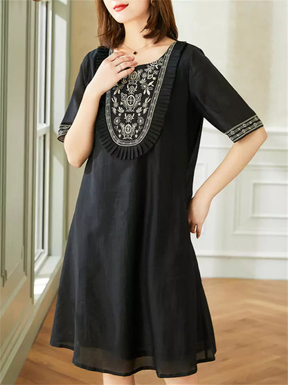 Retro Loose Embroidered Black A-Line Dress Short Sleeve