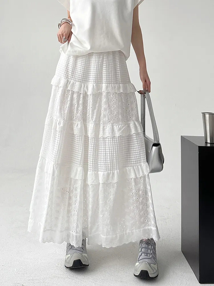 Retro Smocked Lace A-line Skirt