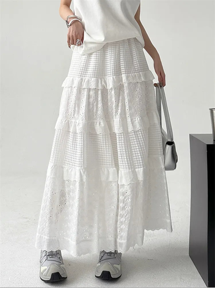 Retro Smocked Lace A-line Skirt