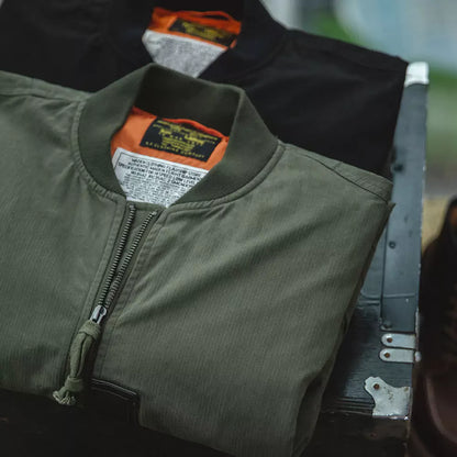 Chaqueta bomber corta retro con cremallera