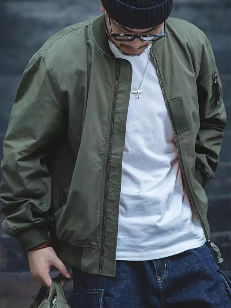 Chaqueta bomber corta retro con cremallera