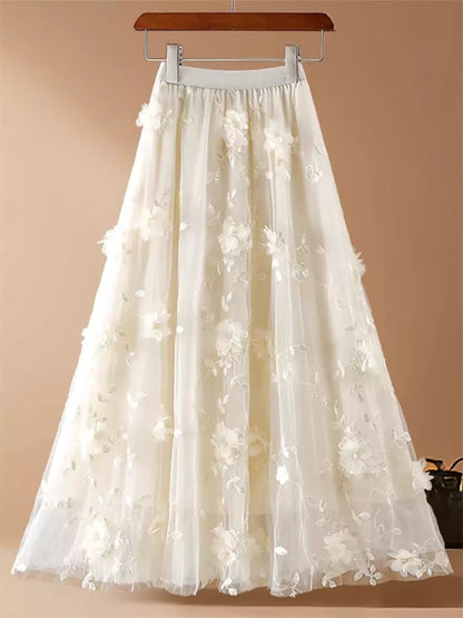 Damen-Midirock mit Rosenapplikationen aus 3D-Mesh in A-Linie