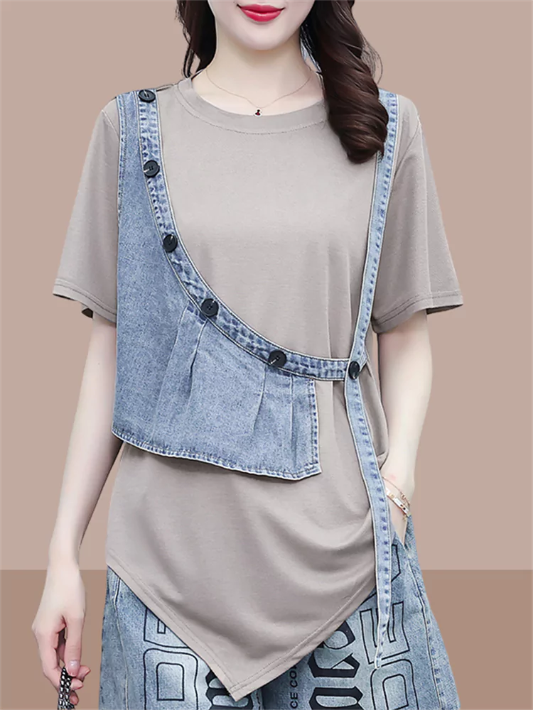 Camiseta de dos piezas con diseño asimétrico de patchwork y manga corta para mujer.