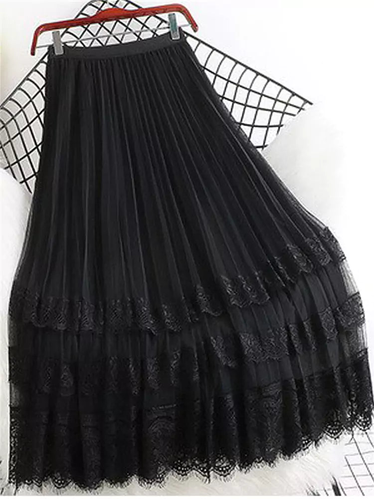 Plus Size Mesh  A-Line Lace Panel Pleated Cake Midi Skirt