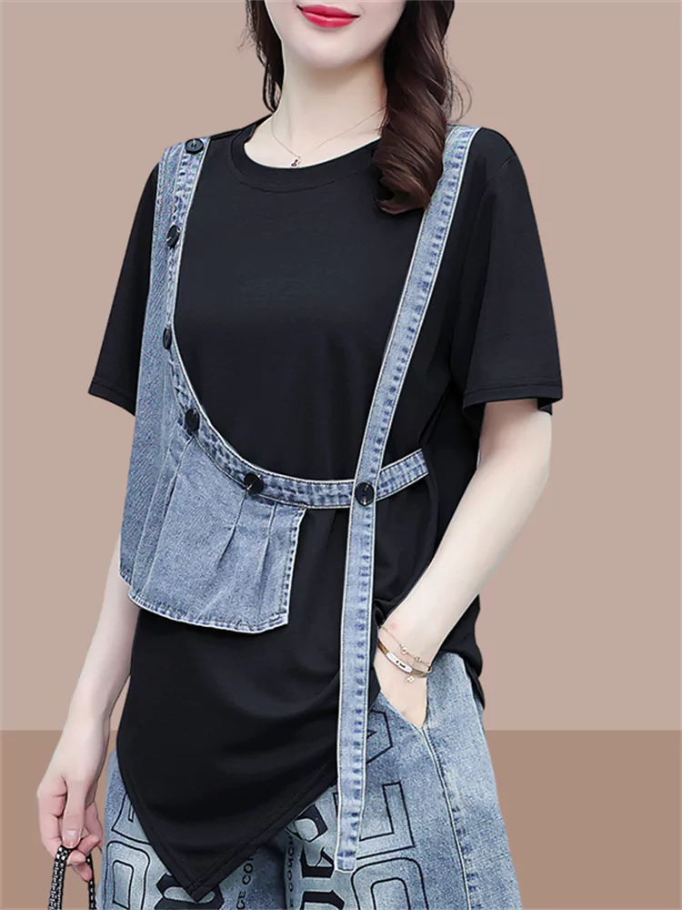 Camiseta de dos piezas con diseño asimétrico de patchwork y manga corta para mujer.