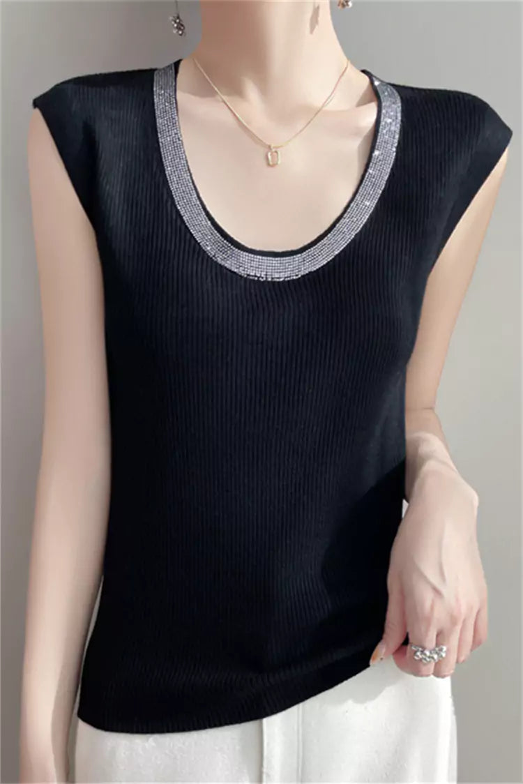 Elegante camiseta de tirantes de punto con escote redondo bajo y adornos de diamantes de imitación negros para mujer