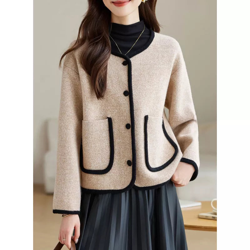 Kurze Wolljacke mit Farbblockmuster für Damen