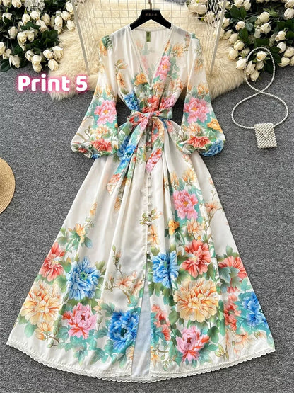 Maxikleid im französischen Stil mit V-Ausschnitt, Spitzenbesatz und Blumenmuster für Damen