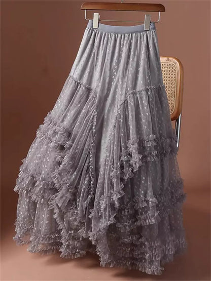 Fairycore Stufen-Maxirock aus Mesh in Übergröße mit Jacquard-Herzen