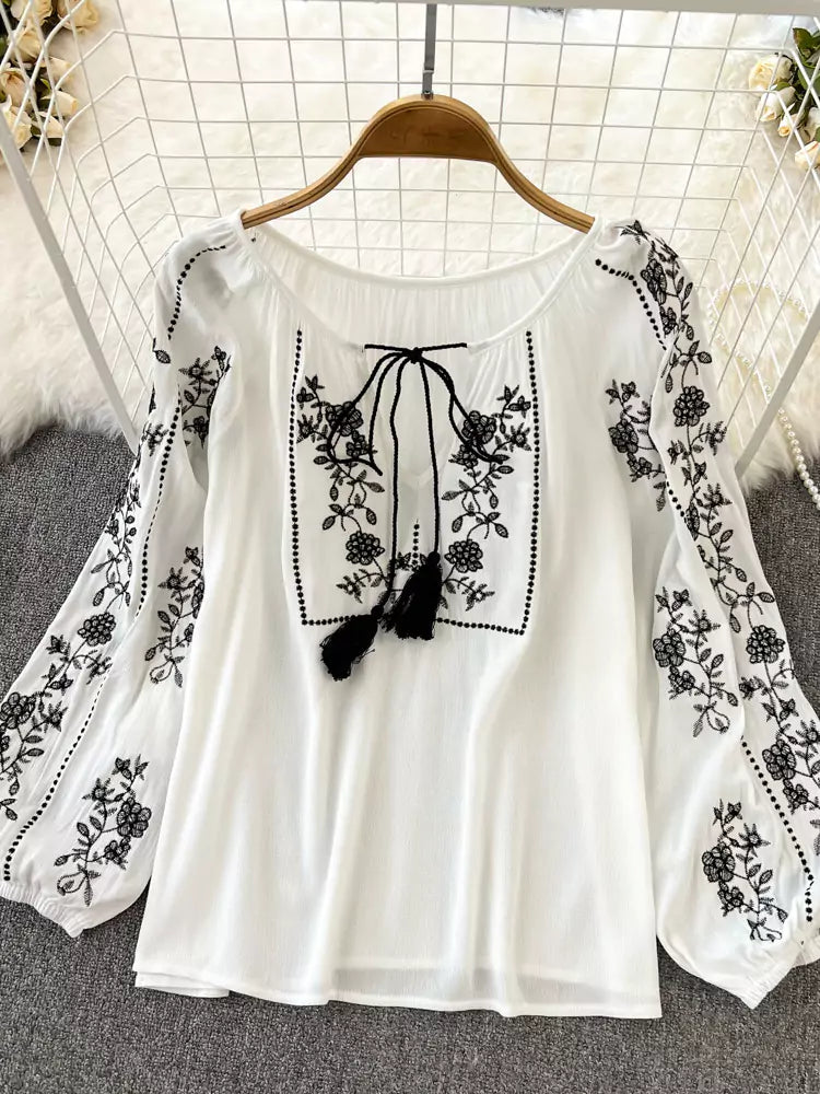 Vintage Black Boho Style Embroidered Long Sleeve Babydoll Blouse for Women