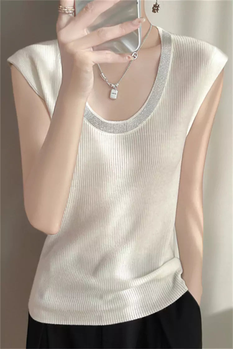 Elegante camiseta de tirantes de punto con escote redondo bajo y adornos de diamantes de imitación negros para mujer