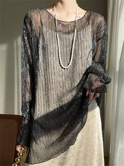 Locker geschnittene, halbtransparente Damenbluse zum Drunterziehen