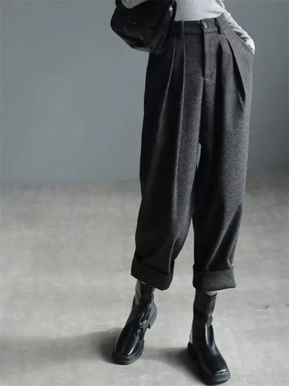 Pantalones de traje de mezcla de lana de nueve pulgadas con drapeado elegante