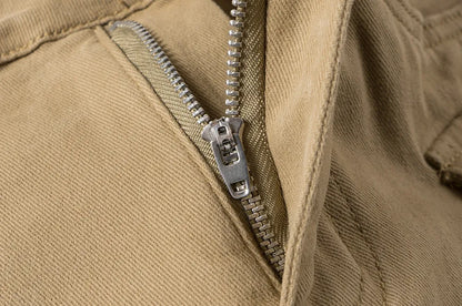 Vintage-Cargoshorts mit Taschen und Gürtel