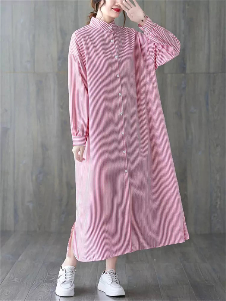 Künstlerisches, modisches Hemdblusenkleid mit Stehkragen, langen Ärmeln und Streifenmuster für Damen