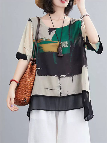 Stilvolle, übergroße Chiffonbluse mit kurzen Ärmeln und Print