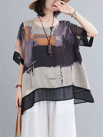 Stilvolle, übergroße Chiffonbluse mit kurzen Ärmeln und Print
