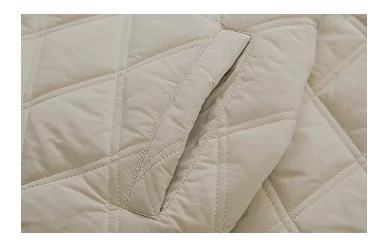 Chaqueta moderna y versátil con acolchado de rombos