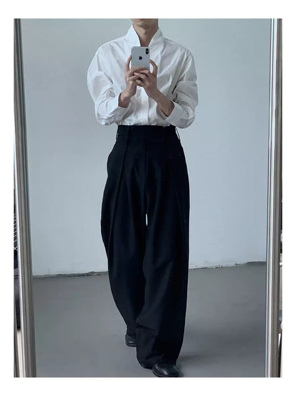 Einzigartiges Design: Stehkragenhemd im minimalistischen Stil