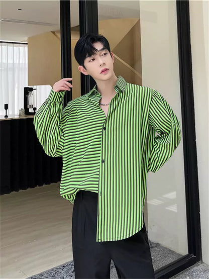 Einzigartiges gestreiftes Langarmhemd