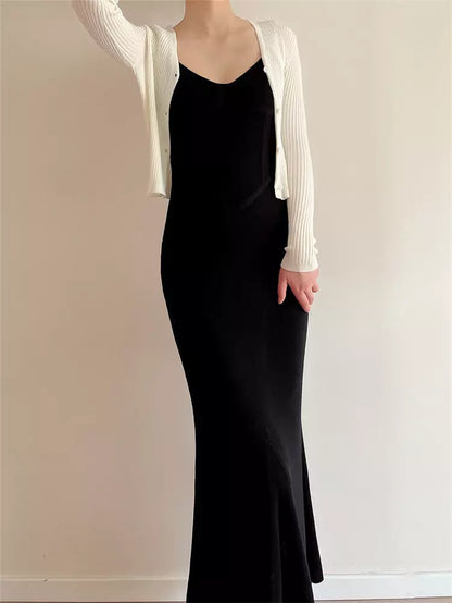 Vestido vintage de punto con tirantes ajustados y cola de pez